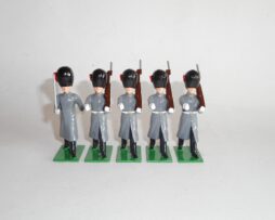 BE12: Coldstream Guards (Greatcoats Marching)