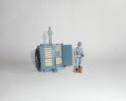 WW55/B: French 75mm Ammunition Caisson (Greatcoat and Gas Mask)